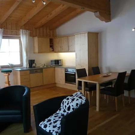 Huber * Kirchdorf in Tirol