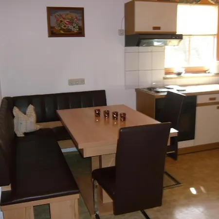 Huber * Kirchdorf in Tirol